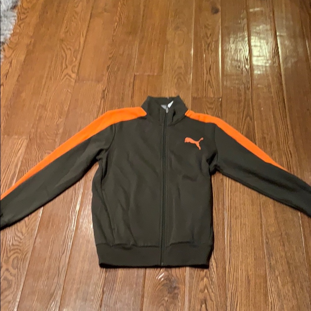 Brand New puma quarter zip Adult small